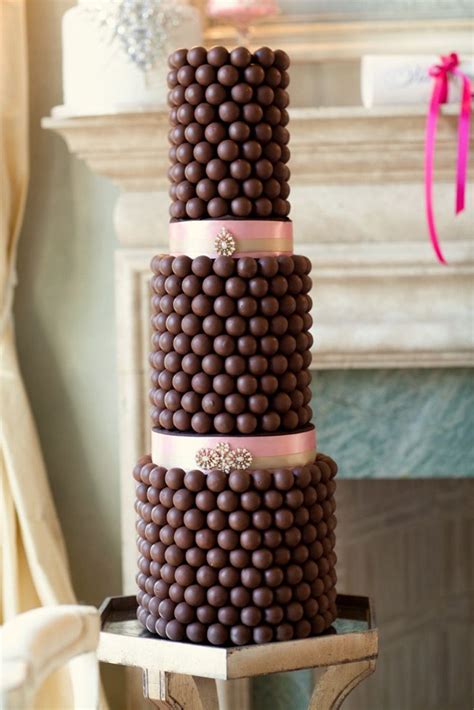 Alternatives To A Traditional Wedding Cake That Your Guests Will Love