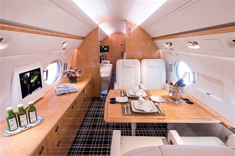 12 Passenger Gulfstream G550 Vny Private Charter Jet Solairus Aviation