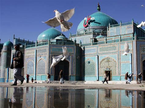 The Timeless Beauty Of Afghanistan S Blue Mosque Hazarat E Sharif