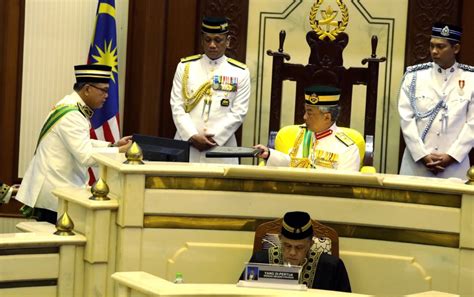 Tengku abdullah sultan ahmad shah diputerakan pada 30 julai 1959 di istana mangga tunggal, pekan. Don't take people's mandate for granted, Pahang regent ...