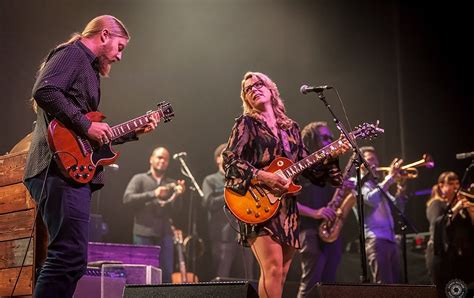 Tedeschi Trucks Band Showcases Blues Mastery In First New Jersey Show Full Audiovideos