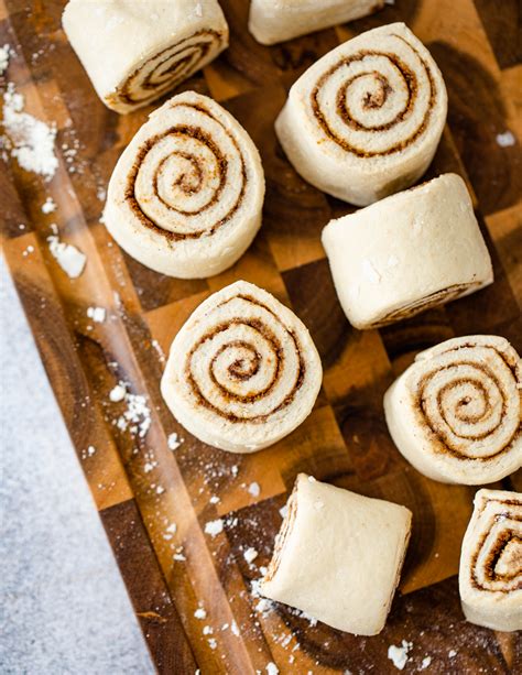 Keto Cinnamon Rolls Soft And Fluffy Gimme Delicious