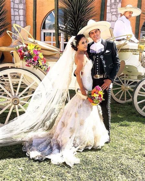 Mexican Wedding Traditions Who Pays Wedding Wishes
