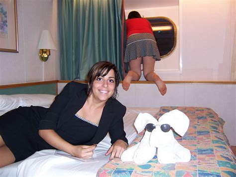 Girls In A Cruise Ship Cabin With Towel Elephant Lynnmarentette Flickr