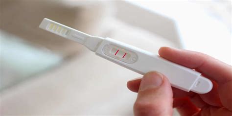 تحليل الحمل الرقمي هو الوسيلة الأكثر شيوعًا والتي تستخدم لتقصي وجود هرمون (hcg) في عينة من بول الأم خلال الأيام الأولى بعد تأخر الدورة الشهرية. التحليل المنزلي للحمل،كيفيه استخدام اختبار الحمل - صور حزينه