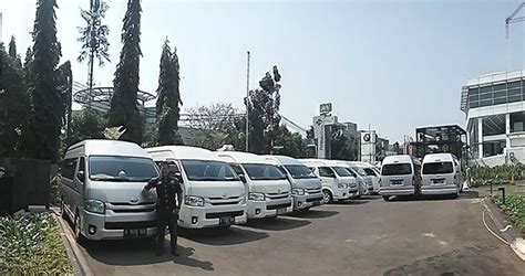 Gambar tentang Harga Sewa Toyota Hiace di Jakarta Timur HIACE WISATA 