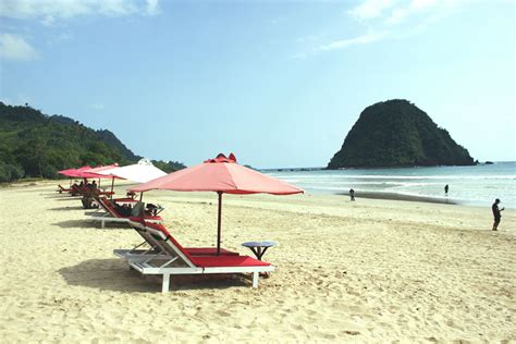 Wow Pantai Di Banyuwangi Ini Dinobatkan Kembaran Pantai Kuta Bali Id