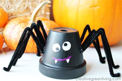 10 Awesome Clay Pot Halloween Crafts