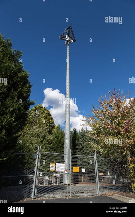Monopole Cell Phone Tower Hi Res Stock Photography And Images Alamy