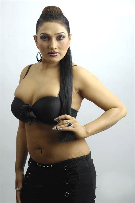 Indian Hot Actress Bikini Hot Masala Item Girl Of Telugu And Tamil Movies Dropping Bra Pic
