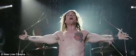 Rock Of Ages Trailer Tom Cruise Belts Out Bon Jovi Classic Wanted Dead