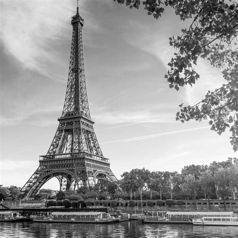 Download Paris Black And White 2048 X 2048 Wallpapers