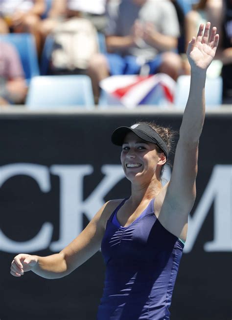 Rafael bernardo sabe aquela nossa canção, nunca mais tocou aqui tenho que admitir, você faz falta mesmo eu. Bernarda Pera: 2018 Australian Open Day 4 -09 | GotCeleb