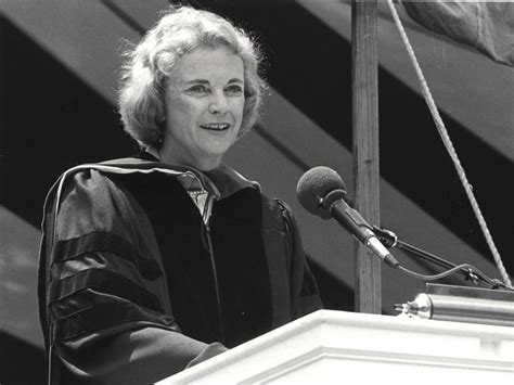 Sandra Day Oconnor Speaks At Commencement College History Wheaton