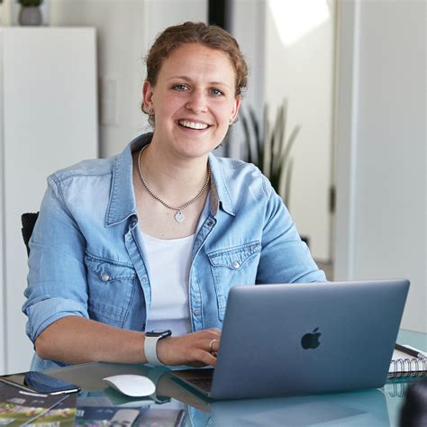Tauron ventures has an estimated revenue of <$1m and an estimate of less <10 employees. Antonia Cox - Geschäftsführerin - POTTBURRI GmbH | XING