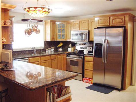 See more ideas about honey oak cabinets, oak cabinets, kitchen flooring. Honey Oak Kitchen Cabinets Home Design - Traditional ...