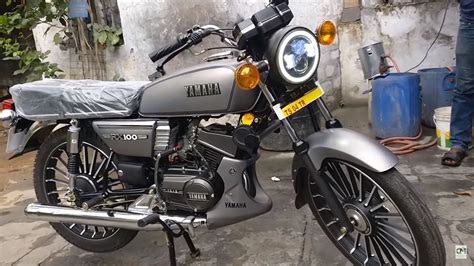 Check out rx100 images mileage specifications features variants colours at autoportal.com. Tastefully modified Yamaha RX100 with stunning custom ...