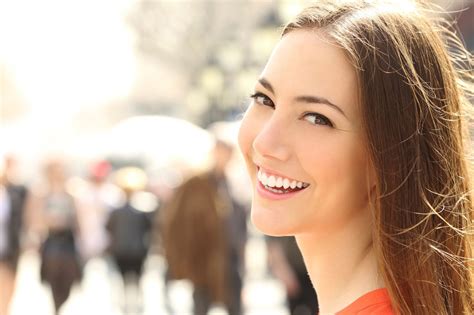 Cynthia corona — registered dental hygienist and registered dental assistant. 3 Ways To Get A Movie-Star Smile - Frost Dental