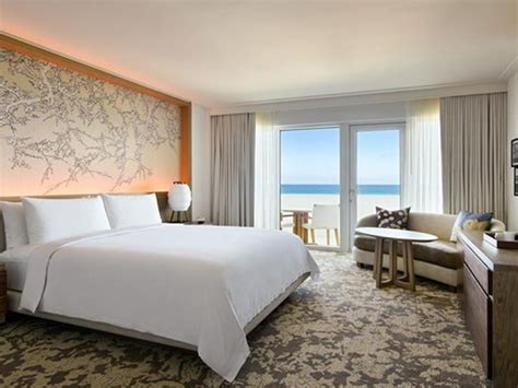 Deluxe King Bed Ocean View Magellan Luxury Hotels