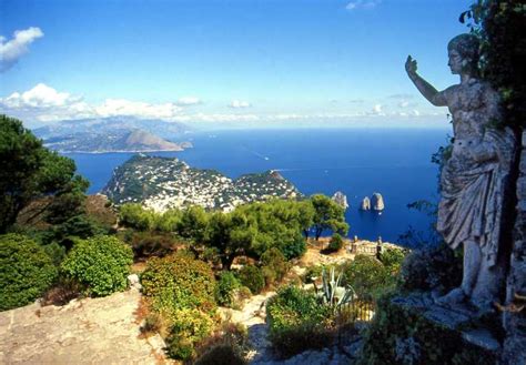 Van Capri Highlights Tour Met Blue Grotto GetYourGuide