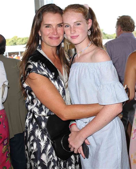 Brooke Shields And Daughter Grier 12 Have Fun Day At Horse Show
