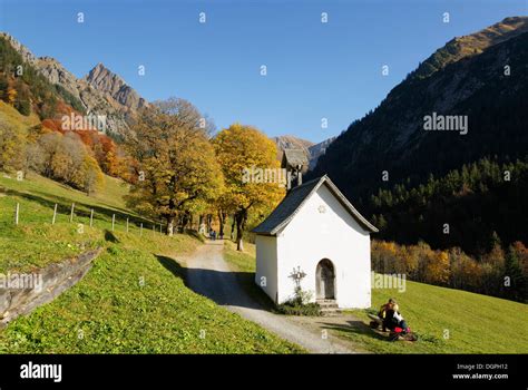 Gerstruben With Hoefats Mountain Dietersbachtal Valley Allgaeu Alps