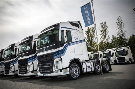 Come find a great deal on used volvo wagons in your area today! Volvo Used Trucks drives warranty provision to new lengths ...