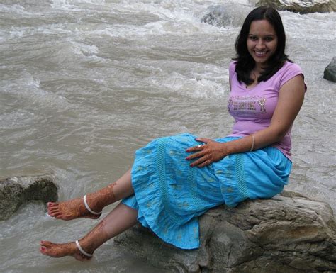 Indias Most Purely Desi Bhabi Henna Feet