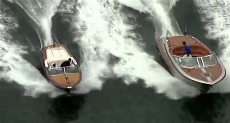 Roger federer defeats dominik koepfer in four sets to reach the fourth round at roland garros, where he will play matteo berrettini. Roger Federer sucks at speed boat tennis - YouTube