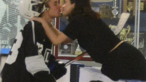 justin bieber and selena gomez finally kissed in public is it official hitz