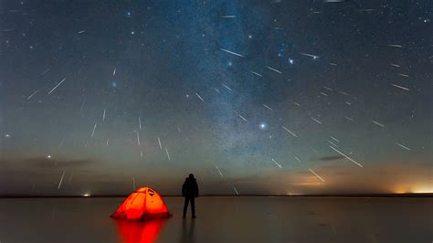 The Geminids — This Years Only Multicolored Meteor Shower — Peaks Next