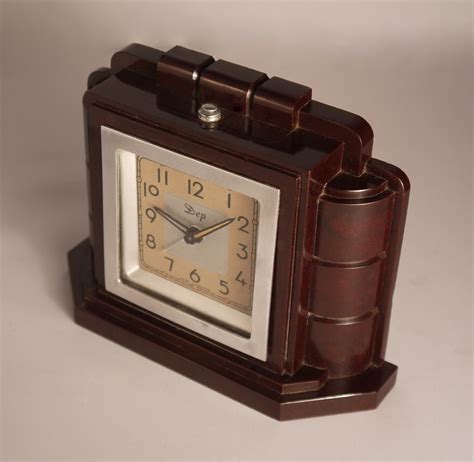 DEP Streamline Art Deco Alarm Clock | Collectors Weekly