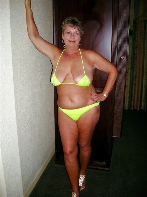 Granny Bikini Bathing Suit 5 20 Pics Xhamster