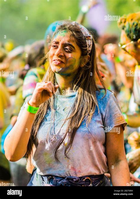 Montrealcanada Auguest 10 2019 People Celebrate Holi Festival