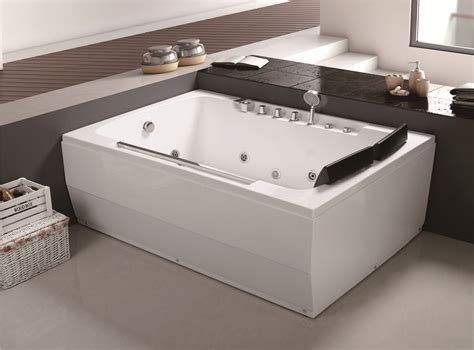 The empava whirlpool tub complete 10 water jets, 4 jets in lumbar region, 2 jets in body region each side, 2 jets in foot region. China Corner Luxury Large Corner Rectangular Hot Sale Tub ...