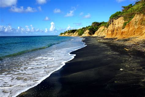 Vieques A Caribbean Island With Beaches And Eco Hotels Galore
