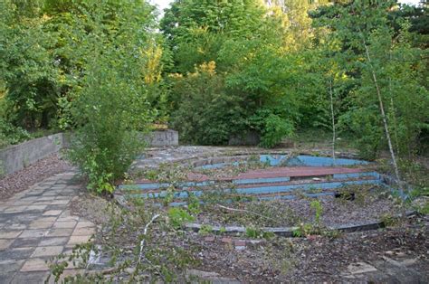 Pomenovanie sĺňava vzniklo vďaka veľkému počtu slnečných dní v tejto oblasti. Developer chce kúpalisko Sĺňava zmeniť na akvapark, dôveru ...