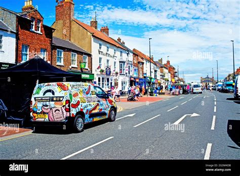 Northallerton High Street Hi Res Stock Photography And Images Alamy