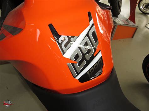 Ktm duke tankpad incelemesi, yorumlar, özellikleri, fiyat ve taksit seçenekleri için ktm duke tankpad. BIKE-label 502545 Tankpad Silver Stripes kompatibel für ...