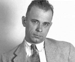 Hovious and dillinger were married for a few years until they divorced. John Dillinger Biography - Childhood, Life Achievements ...