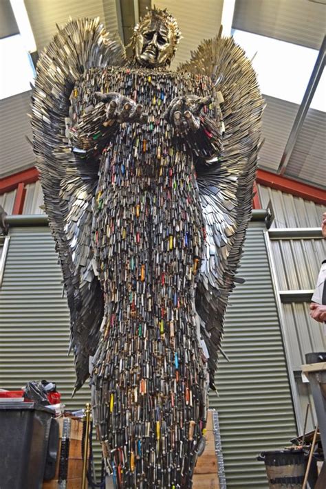 Knives out has quite a starry cast and lots of death. This Angel Statue Was Made from 100,000 Knives - Technabob