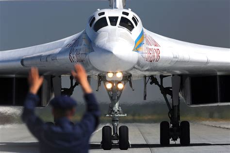 Russias Tu 160 The Biggest Fastest And Heaviest Bomber Ever To Fly