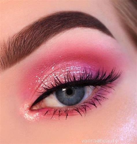 Пин от пользователя Daria на доске Макияж в 2020 г Розовый макияж глаз Розовый макияж