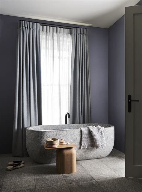 From neutral to dramatic, breathe new life into your bathroom with a fresh coat of one of these inviting paint colors. Bathroom Retreats with Dulux - EBOSS