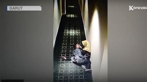Pasangan Mesum Di Bioskop Tertangkap Satpam Videonya Viral