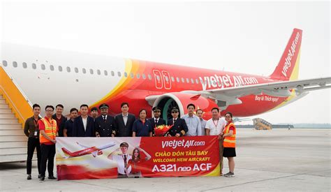 Vietjet Operates The Worlds First 240 Seat A321neo Acf