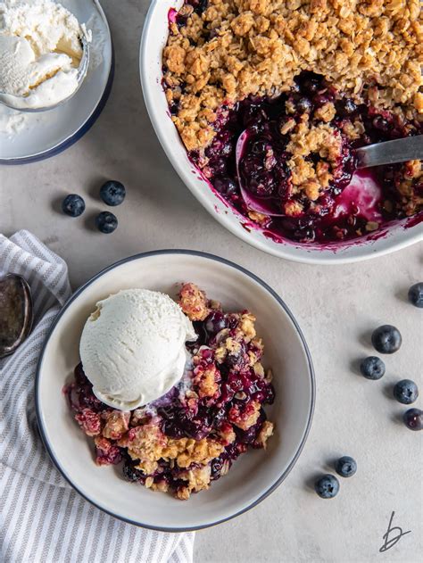 Easy Blueberry Crisp with Oats – If You Give a Blonde a Kitchen