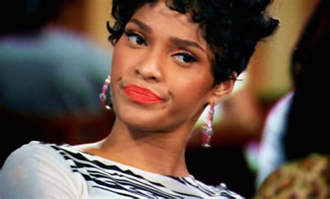 Watch Joseline Hernandez Gets Booed During Dallas Performance That