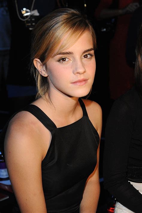 A Deep Dive Into Emma Watsons Hair History Emma Watson Hair Emma Watson Beautiful Emma