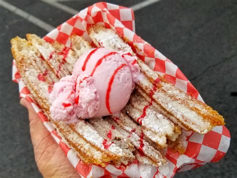 Traditional Churro Stand Near Disneyland Is Serving Strawberry Funnel